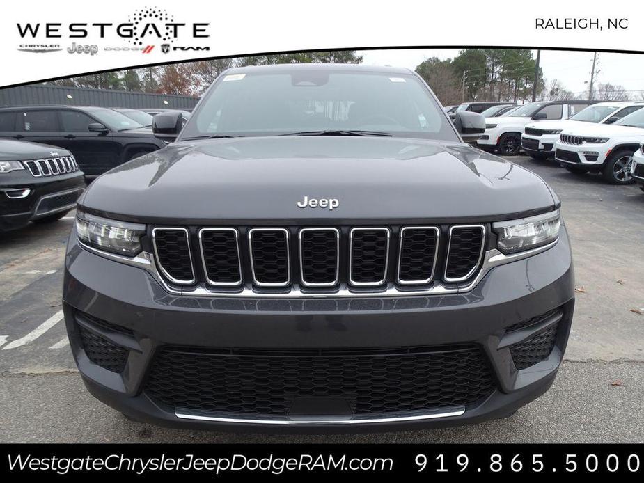 new 2025 Jeep Grand Cherokee car, priced at $35,327