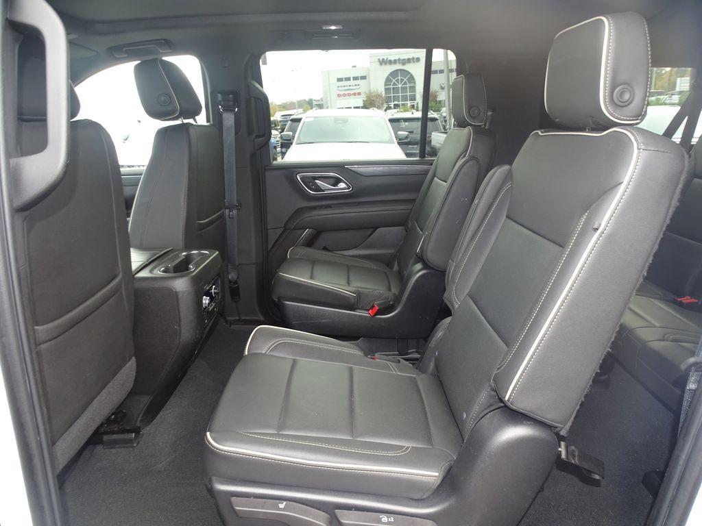 used 2022 GMC Yukon XL car, priced at $49,650