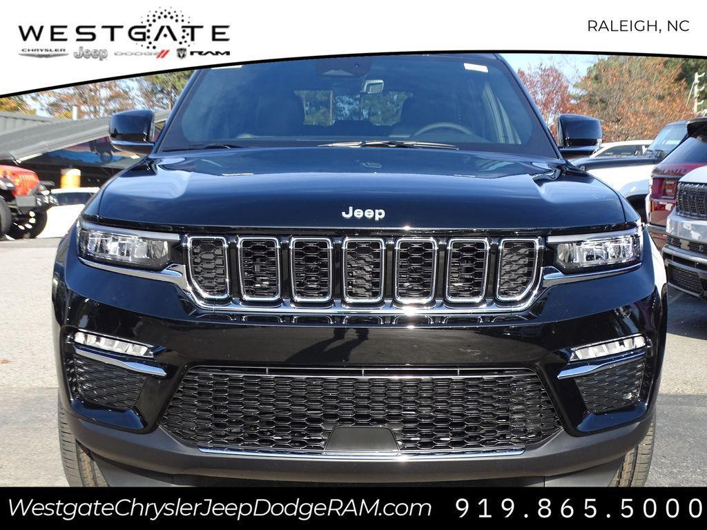 new 2025 Jeep Grand Cherokee car, priced at $47,166