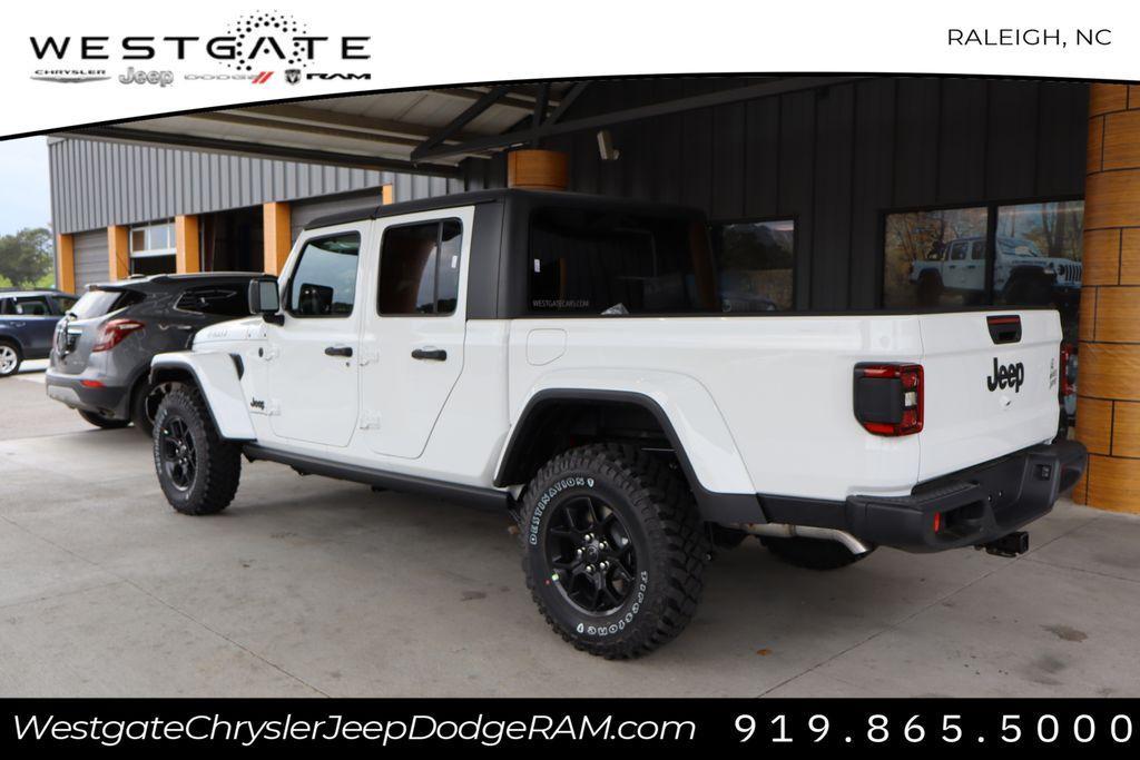 new 2024 Jeep Gladiator car, priced at $39,759