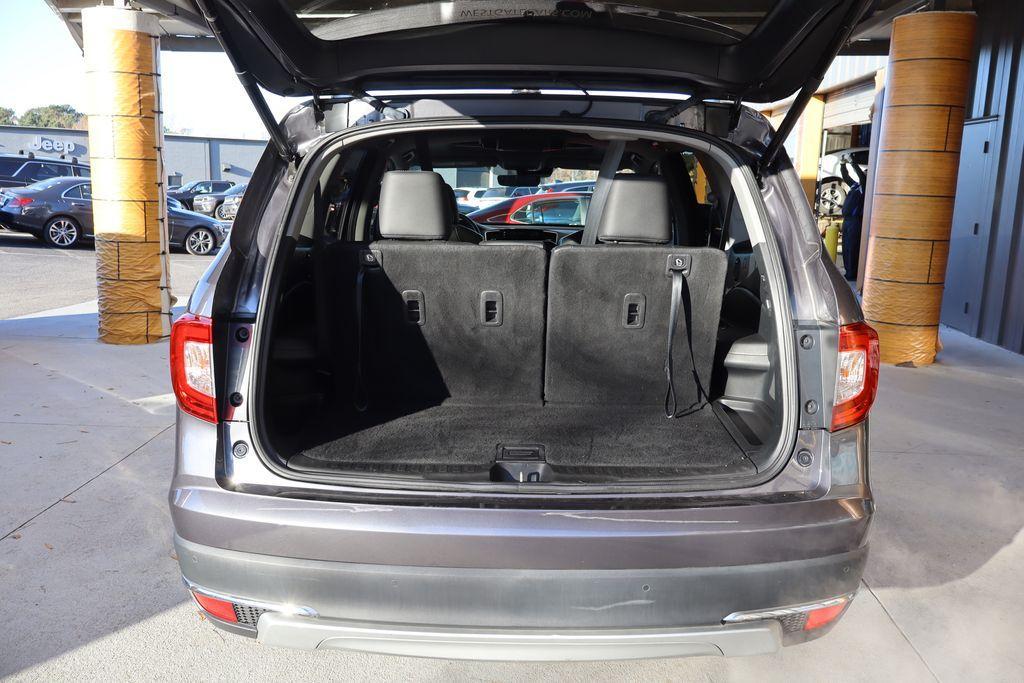 used 2022 Honda Pilot car, priced at $34,350