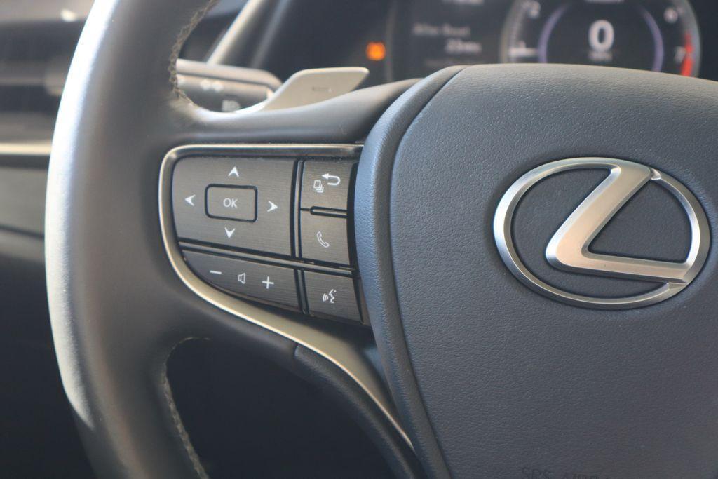 used 2019 Lexus ES 350 car, priced at $30,023