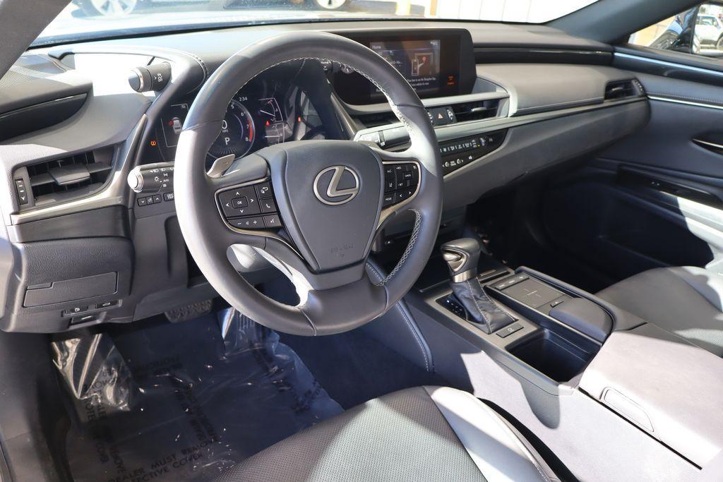 used 2019 Lexus ES 350 car, priced at $30,023