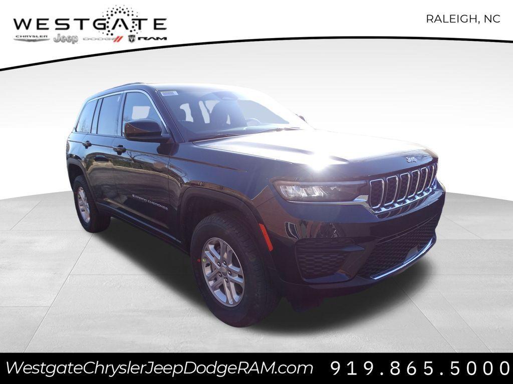 new 2025 Jeep Grand Cherokee car, priced at $34,827