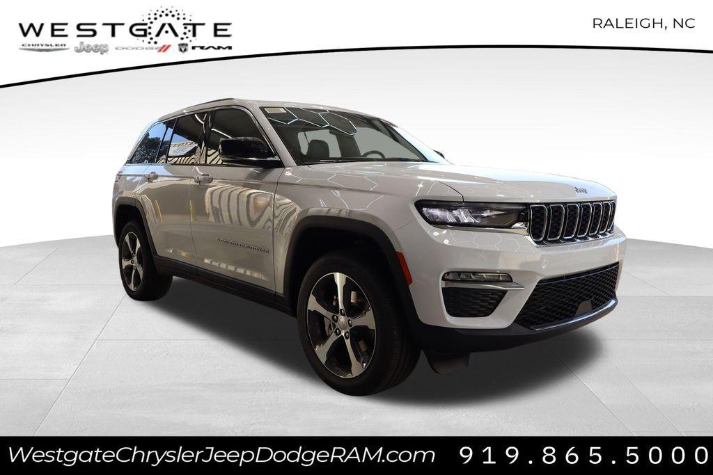 new 2025 Jeep Grand Cherokee car, priced at $46,630