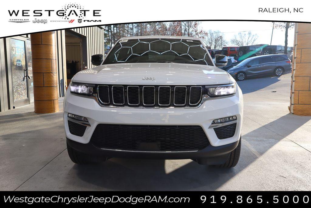 new 2025 Jeep Grand Cherokee car, priced at $46,630