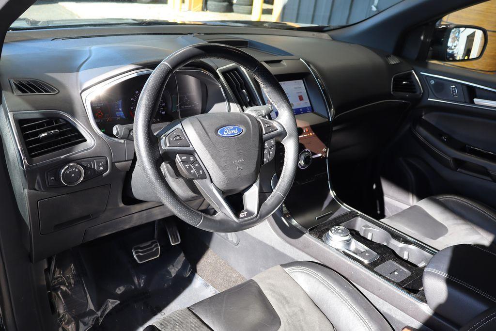 used 2020 Ford Edge car, priced at $27,950