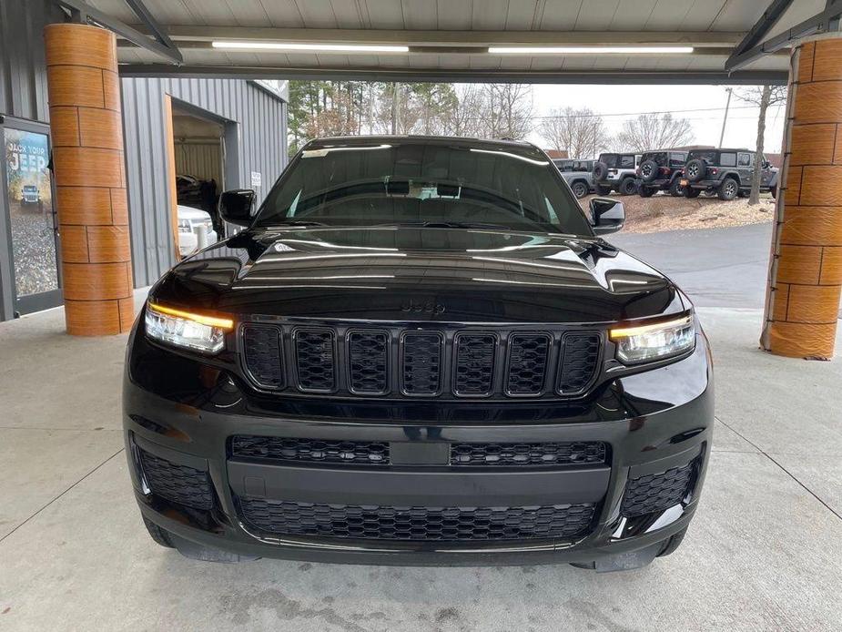 new 2024 Jeep Grand Cherokee L car, priced at $40,121