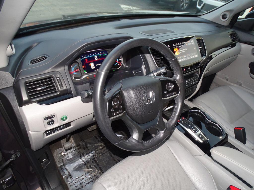 used 2022 Honda Pilot car, priced at $36,650