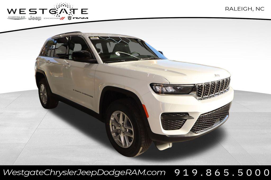 new 2025 Jeep Grand Cherokee car, priced at $38,543