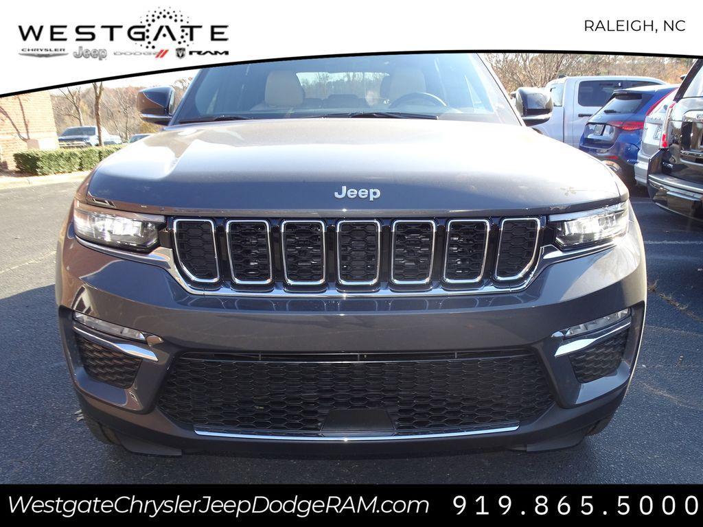 new 2025 Jeep Grand Cherokee car, priced at $45,206