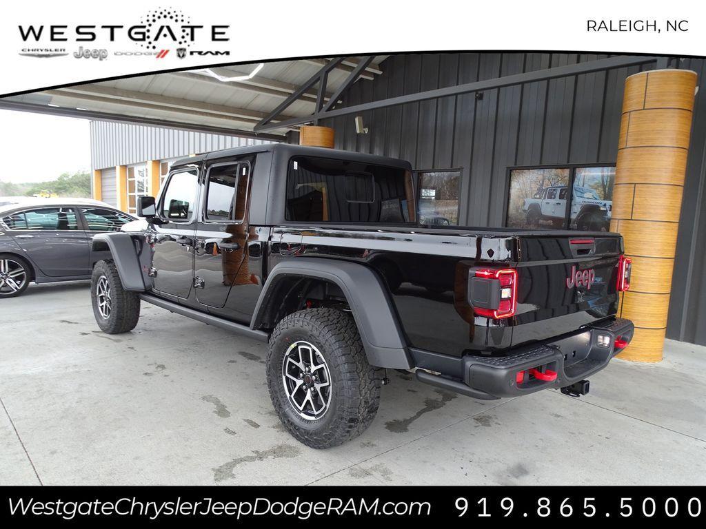 new 2024 Jeep Gladiator car, priced at $43,941