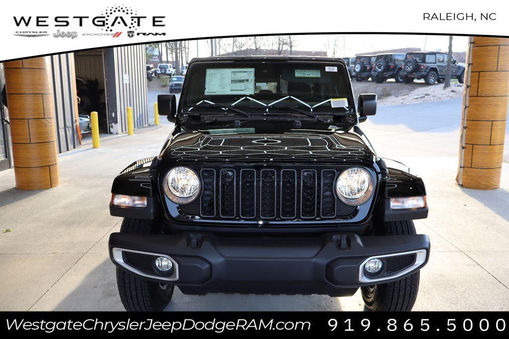 new 2024 Jeep Gladiator car, priced at $40,075