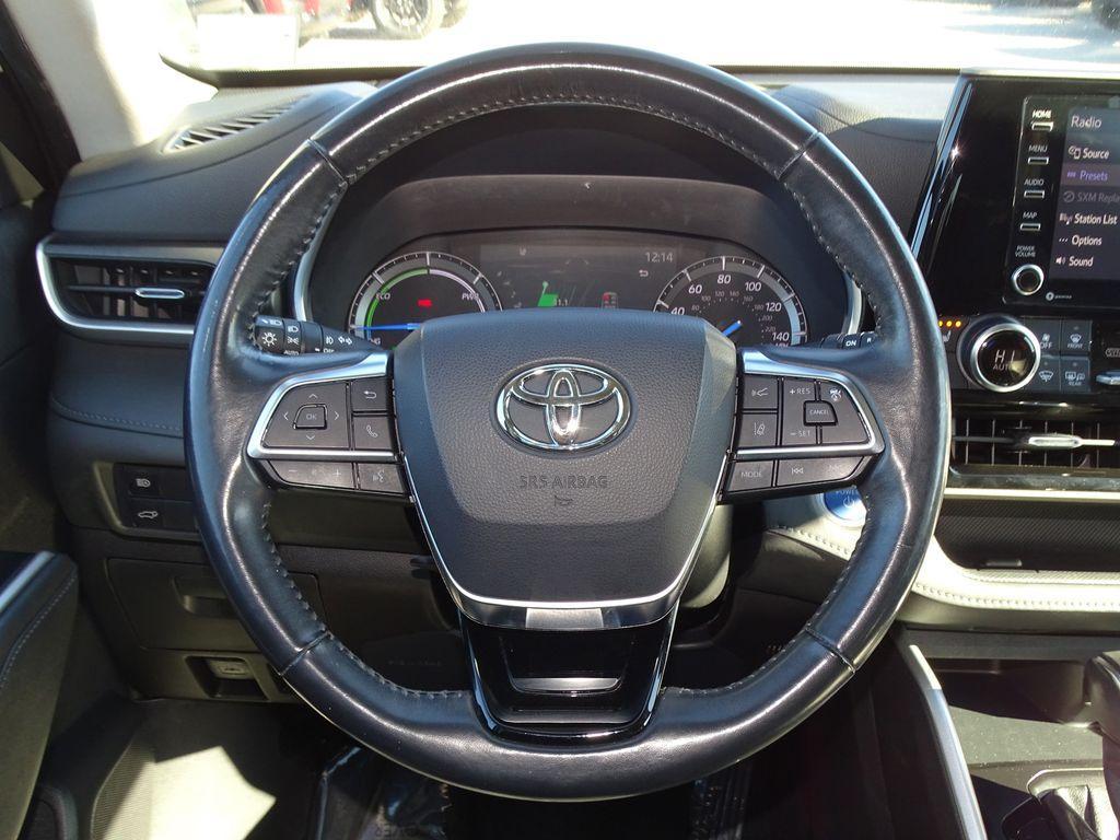 used 2021 Toyota Highlander Hybrid car, priced at $37,508