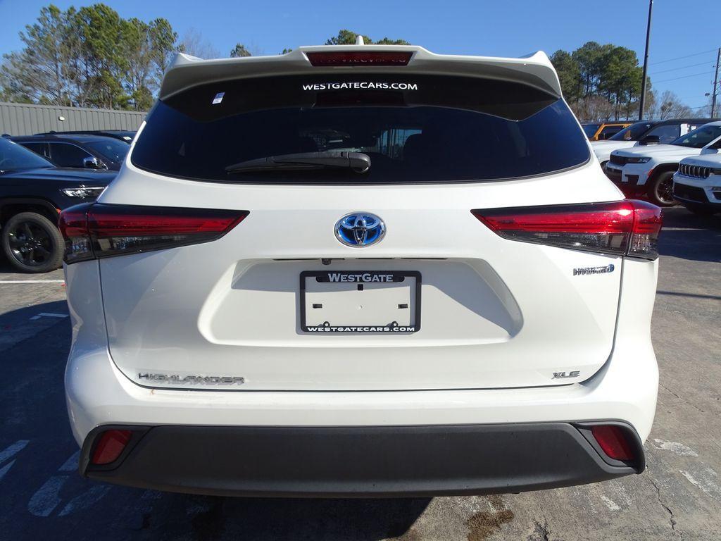 used 2021 Toyota Highlander Hybrid car, priced at $37,508