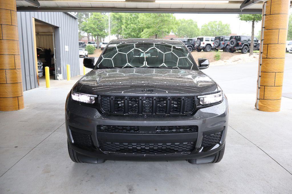 new 2024 Jeep Grand Cherokee L car, priced at $40,121