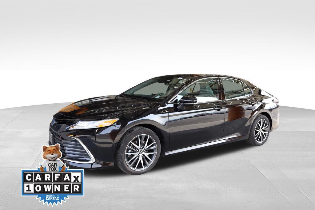 used 2022 Toyota Camry Hybrid car, priced at $29,554