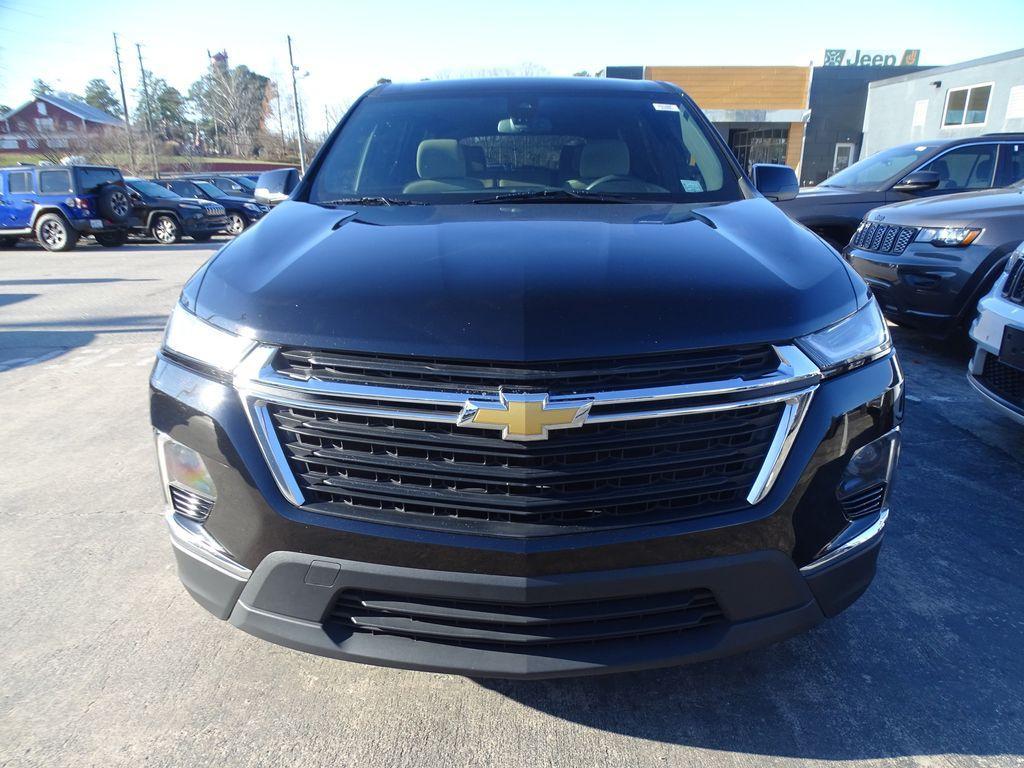 used 2023 Chevrolet Traverse car, priced at $29,158