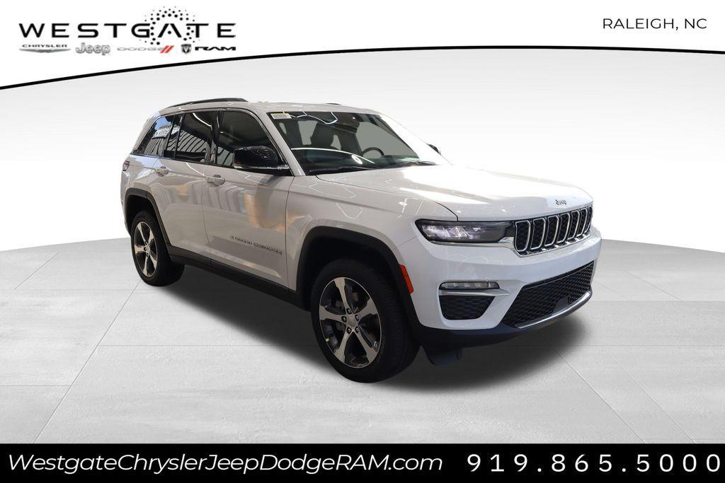 new 2025 Jeep Grand Cherokee car, priced at $46,630