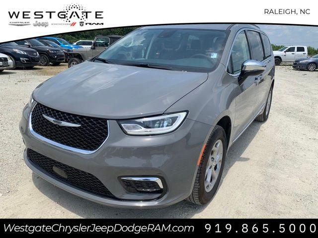 new 2023 Chrysler Pacifica car, priced at $47,728