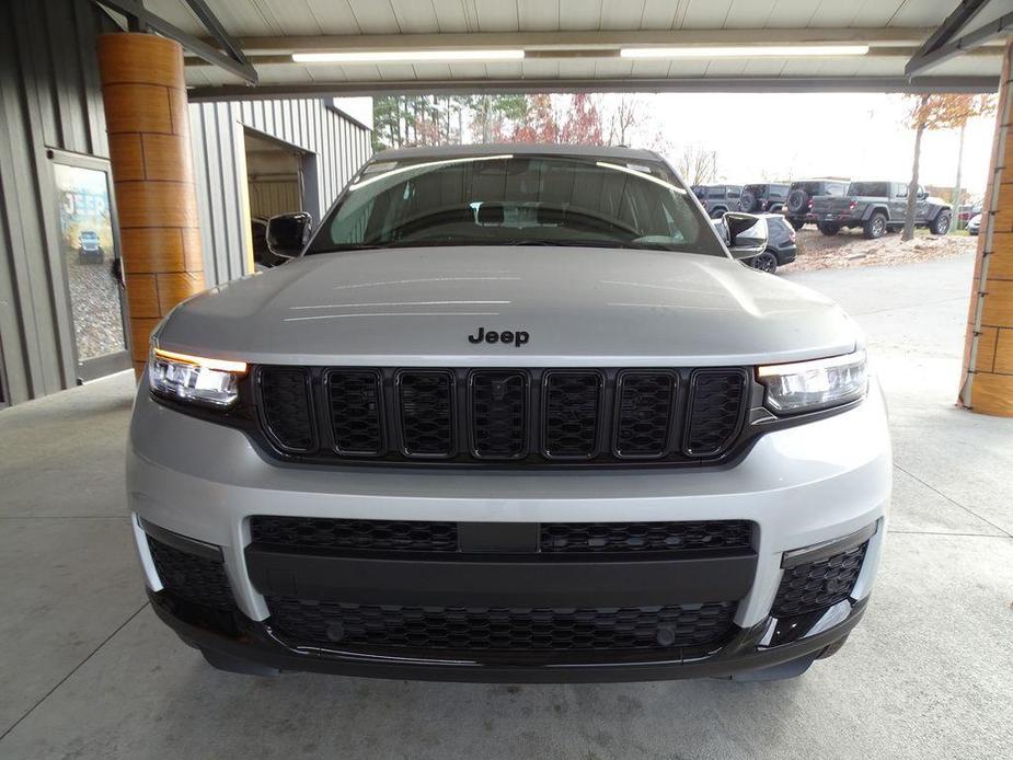 new 2024 Jeep Grand Cherokee L car, priced at $46,919