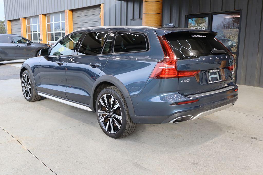 used 2020 Volvo V60 Cross Country car, priced at $28,990