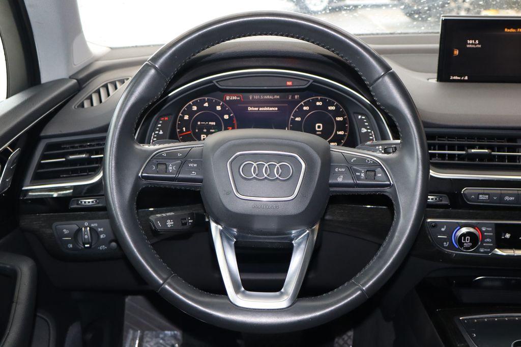 used 2019 Audi Q7 car, priced at $27,650