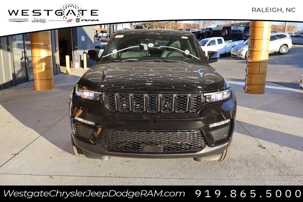 new 2025 Jeep Grand Cherokee car, priced at $47,256