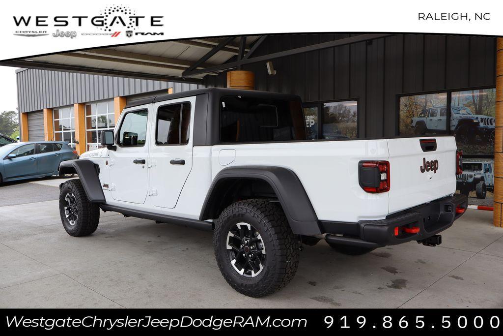 new 2024 Jeep Gladiator car, priced at $44,633