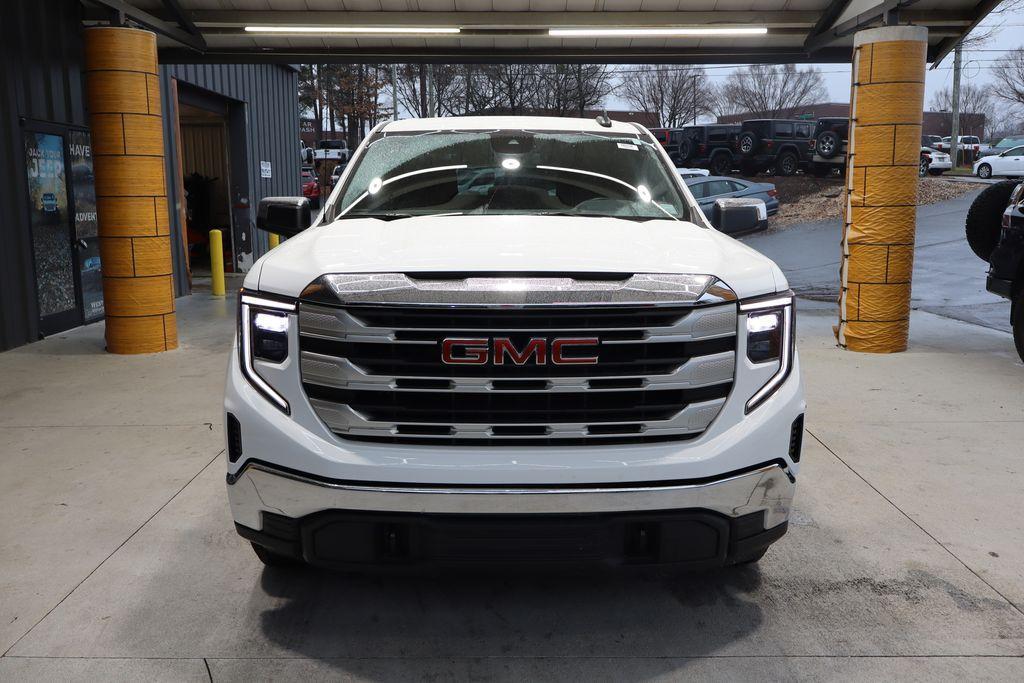 used 2023 GMC Sierra 1500 car, priced at $40,650