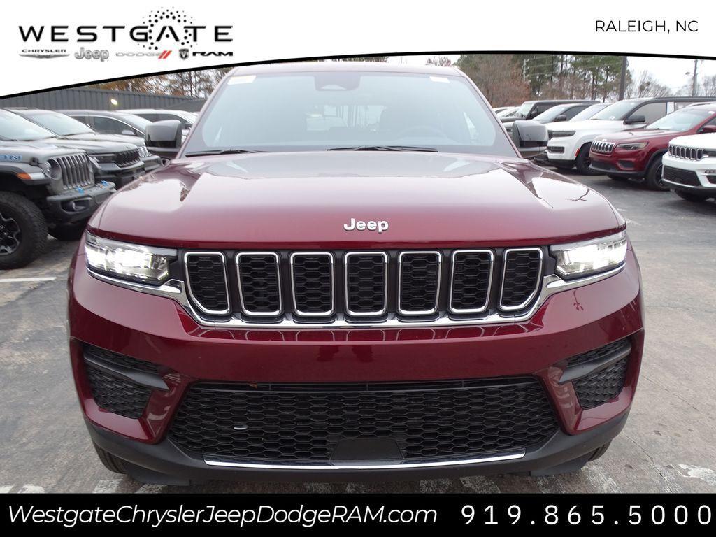 new 2025 Jeep Grand Cherokee car, priced at $39,079