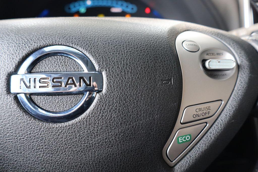 used 2013 Nissan Leaf car, priced at $6,088