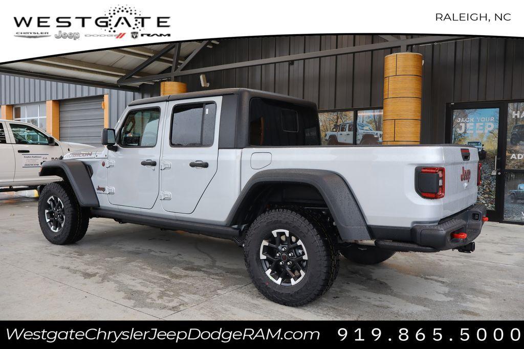 new 2024 Jeep Gladiator car, priced at $45,050