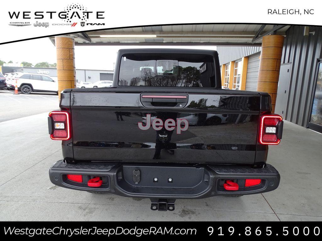 new 2024 Jeep Gladiator car, priced at $43,941