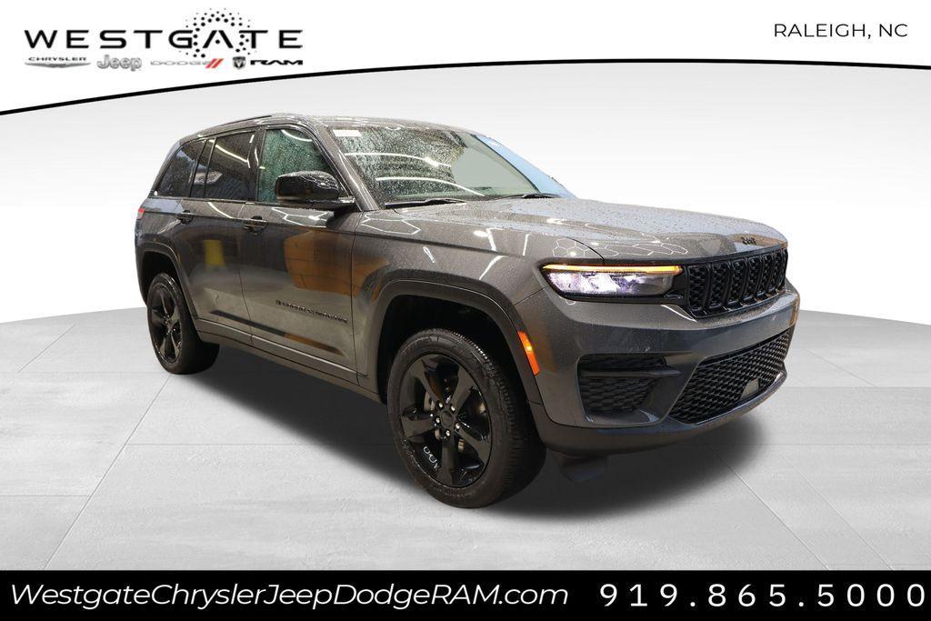 new 2025 Jeep Grand Cherokee car, priced at $42,861