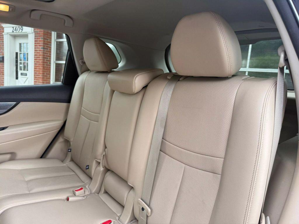 used 2015 Nissan Rogue car, priced at $10,995
