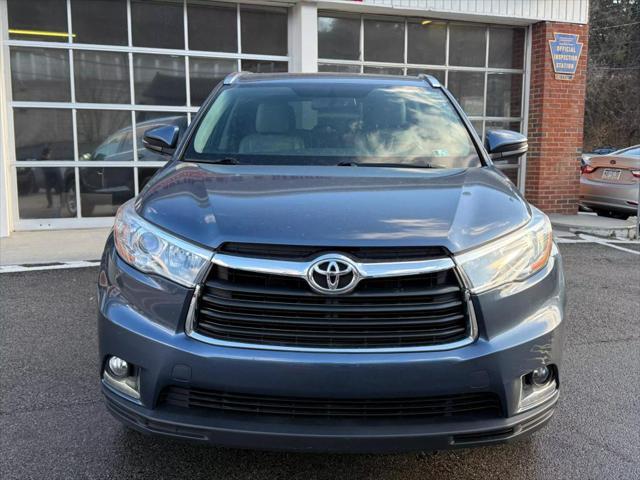 used 2015 Toyota Highlander car, priced at $18,995