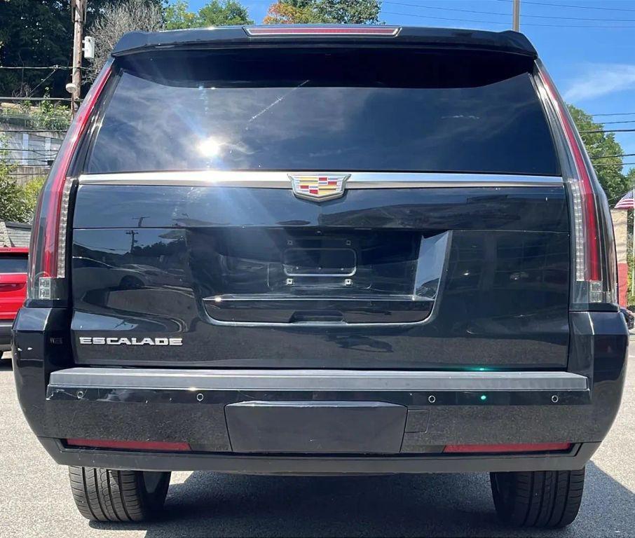 used 2016 Cadillac Escalade ESV car, priced at $23,995