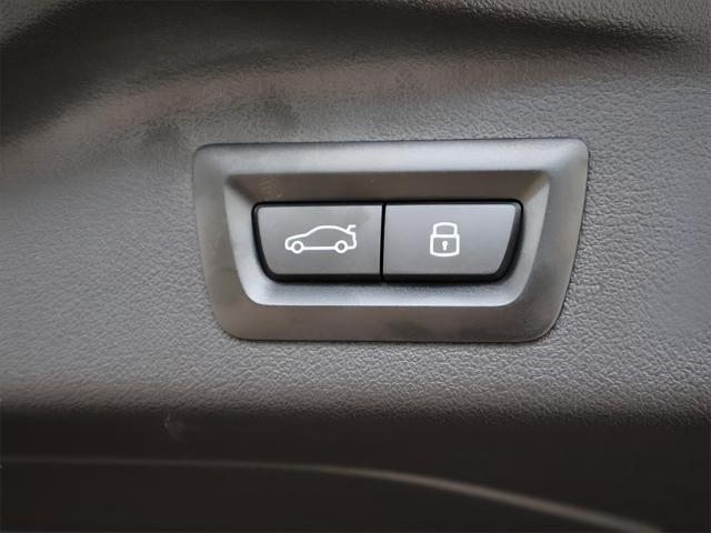 used 2023 BMW X7 car, priced at $72,511