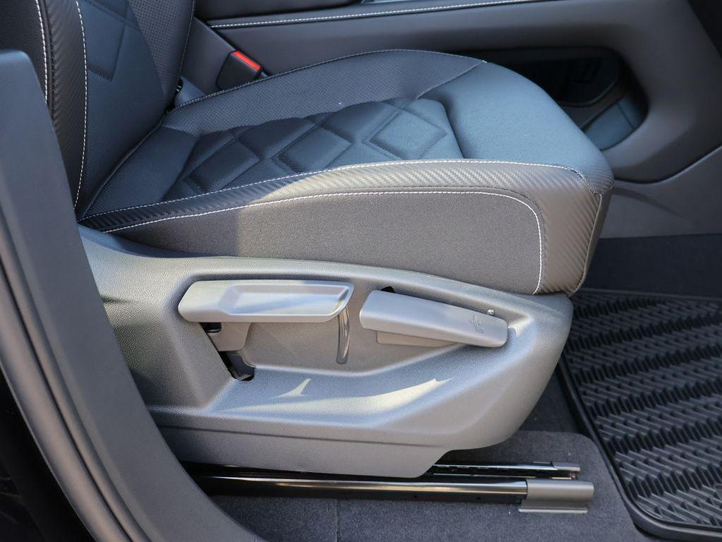 new 2026 Volkswagen Atlas Cross Sport car, priced at $42,801