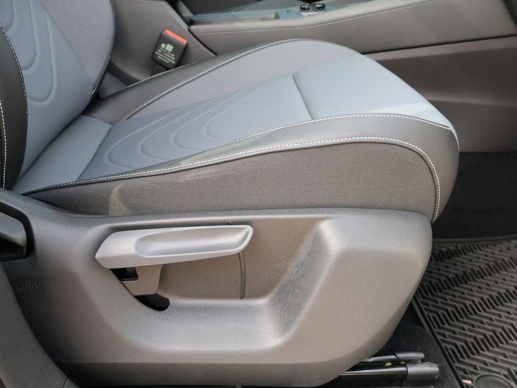 new 2025 Volkswagen Tiguan car, priced at $38,900