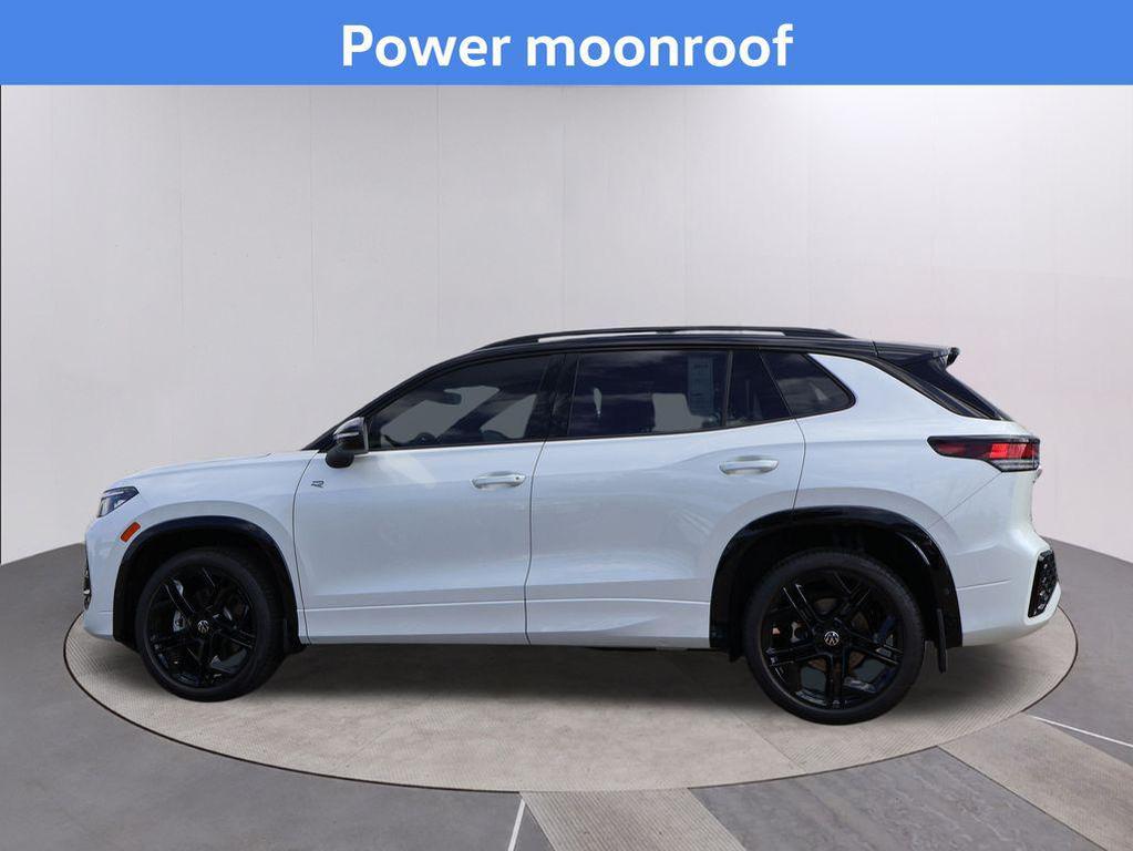 new 2025 Volkswagen Tiguan car, priced at $38,900