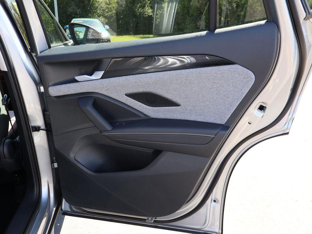 new 2025 Volkswagen Tiguan car, priced at $32,459