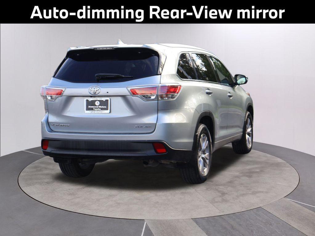 used 2015 Toyota Highlander car, priced at $14,653