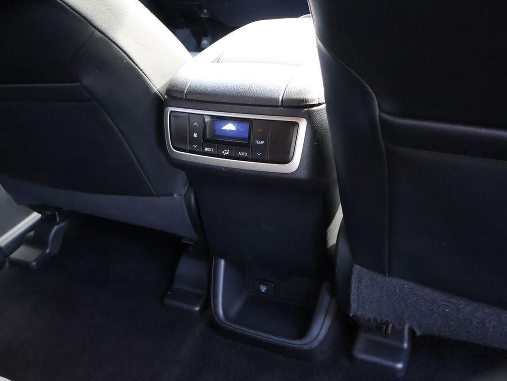 used 2015 Toyota Highlander car, priced at $14,653