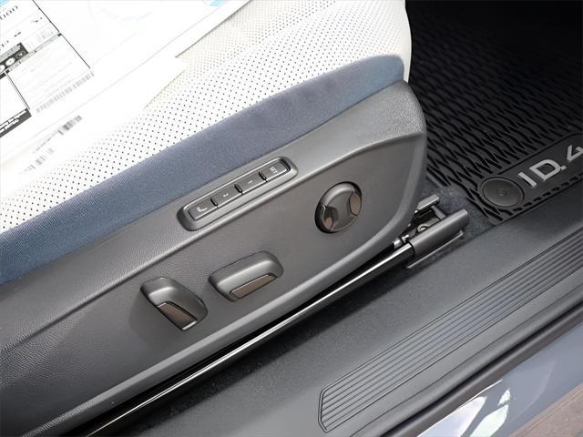 new 2025 Volkswagen ID.4 car, priced at $50,688