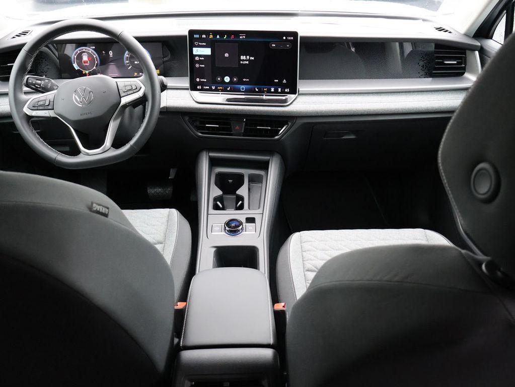 new 2025 Volkswagen Tiguan car, priced at $31,967