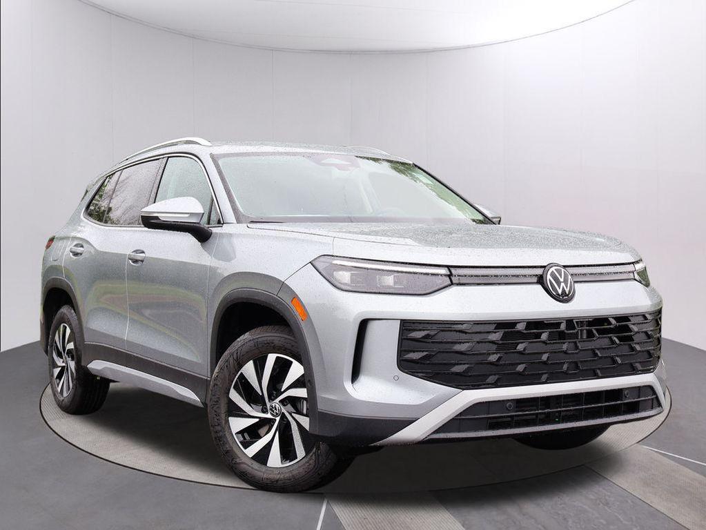 new 2025 Volkswagen Tiguan car, priced at $31,967