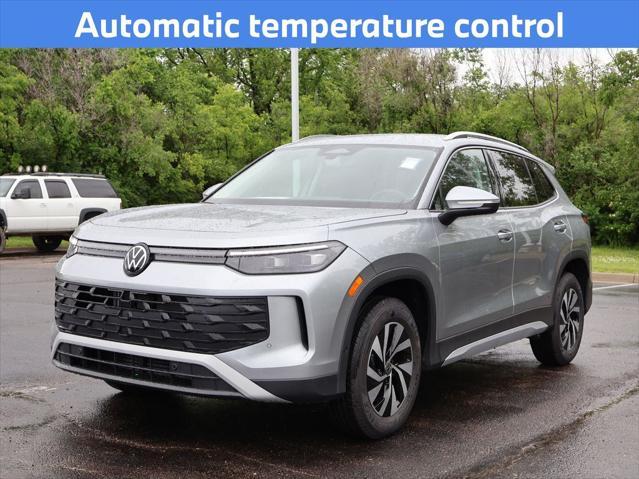 new 2025 Volkswagen Tiguan car, priced at $33,011