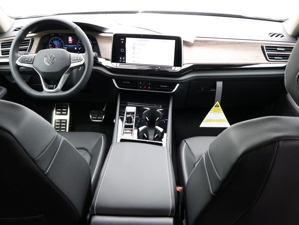 new 2025 Volkswagen Atlas car, priced at $52,911